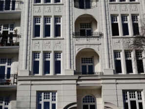 Mehrfamilienhaus